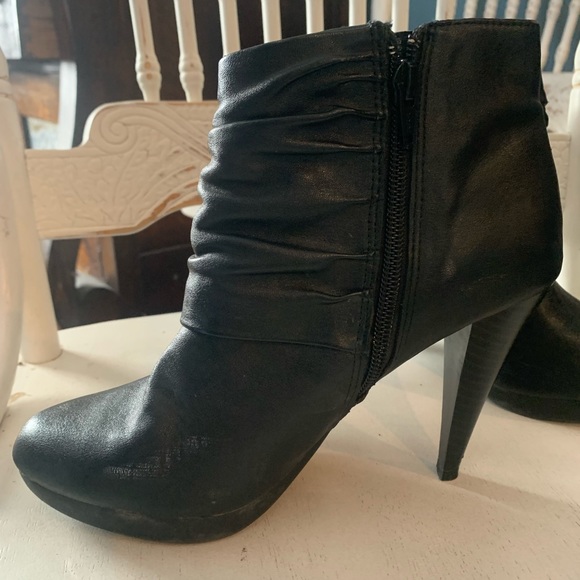 EUC Black Faux Leather Booties - Picture 3 of 8